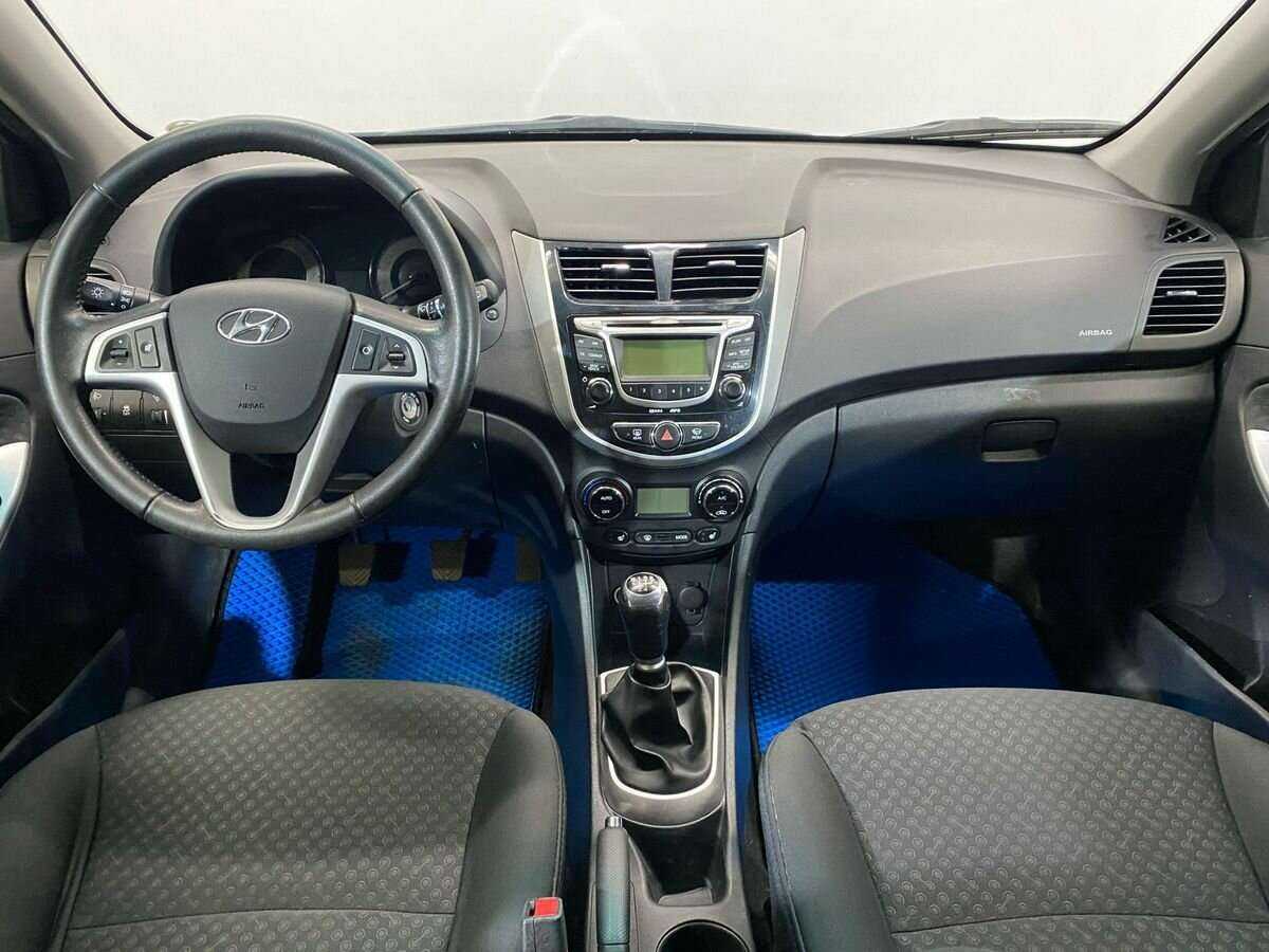Купить Hyundai Solaris с пробегом. Фото: #8