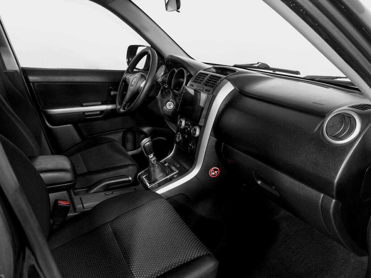 Купить Suzuki Grand Vitara с пробегом. Фото: #8