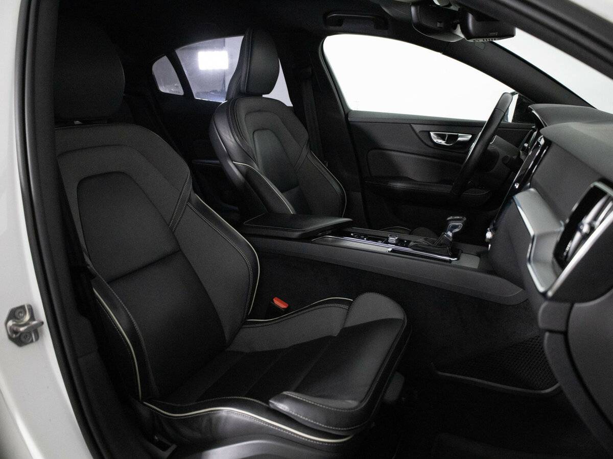 Купить Volvo S60 с пробегом. Фото: #16