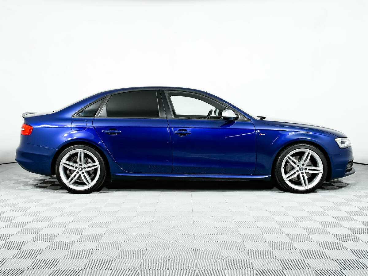 Купить Audi A4 с пробегом. Фото: #3