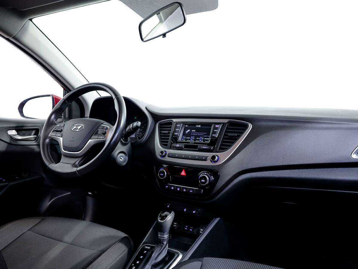 Купить Hyundai Solaris с пробегом. Фото: #7