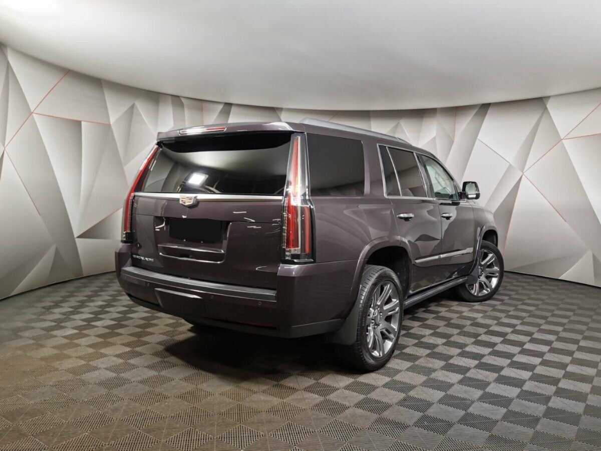 Купить Cadillac Escalade с пробегом. Фото: #1