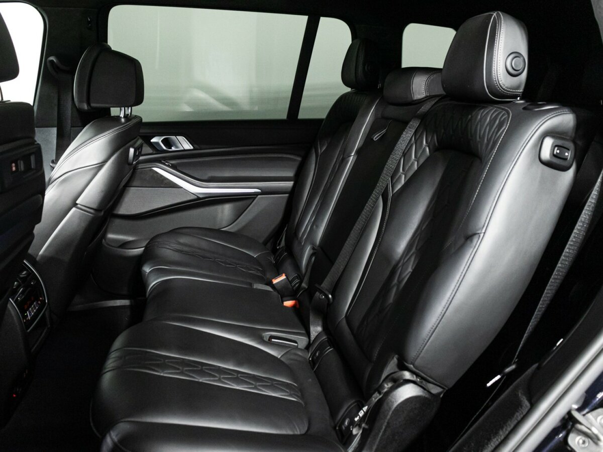 Купить BMW X7 с пробегом. Фото: #7