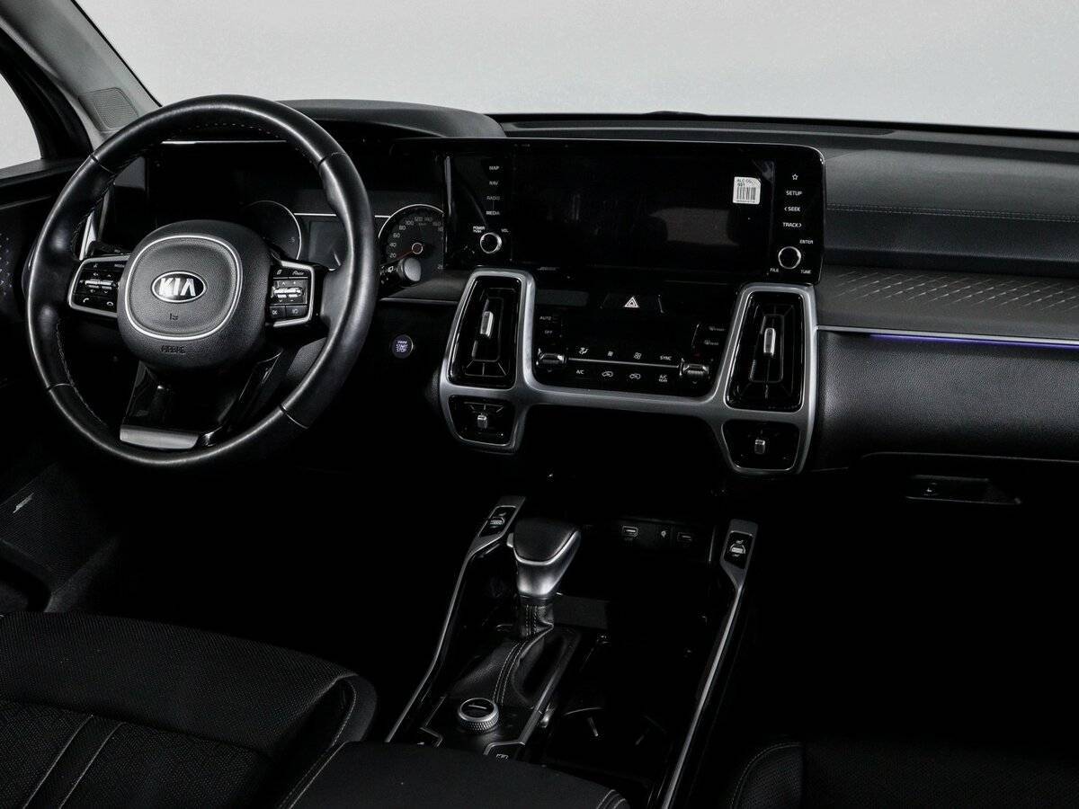 Купить Kia Sorento с пробегом. Фото: #11