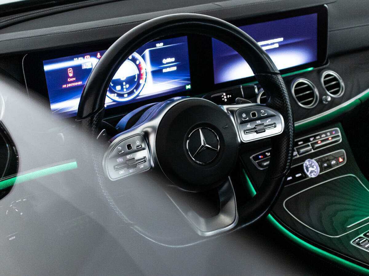 Купить Mercedes-Benz E-Класс с пробегом. Фото: #28