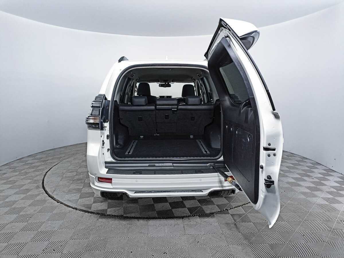 Купить Toyota Land Cruiser Prado с пробегом. Фото: #9
