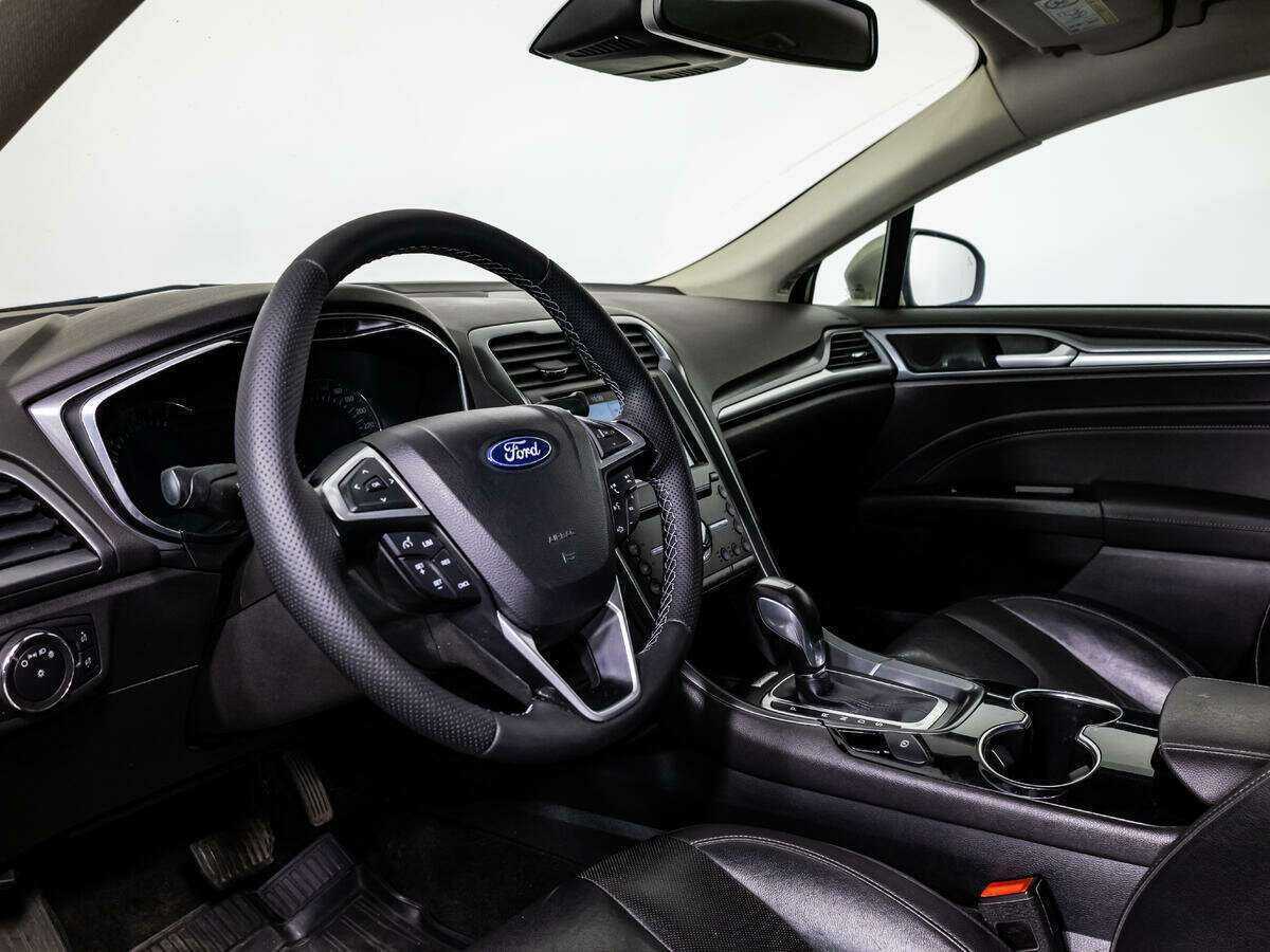 Купить Ford Mondeo с пробегом. Фото: #9