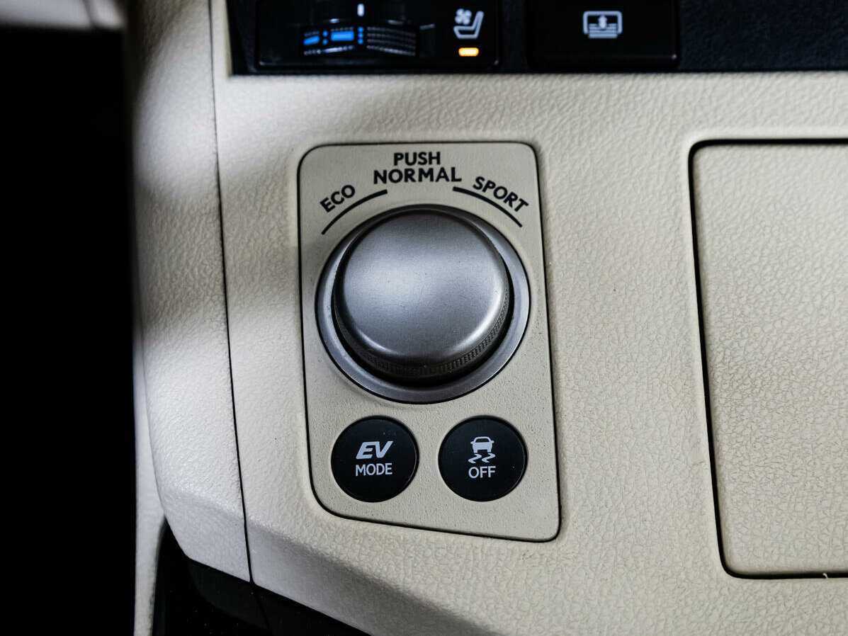 Купить Lexus ES с пробегом. Фото: #14