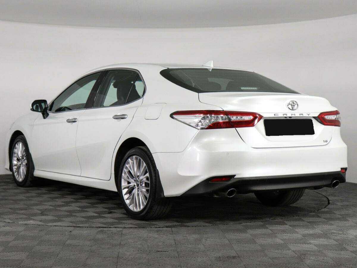 Купить Toyota Camry с пробегом. Фото: #5