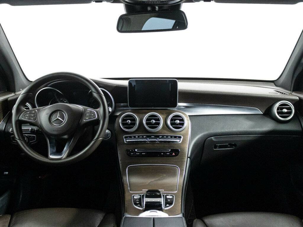 Купить Mercedes-Benz GLC с пробегом. Фото: #12