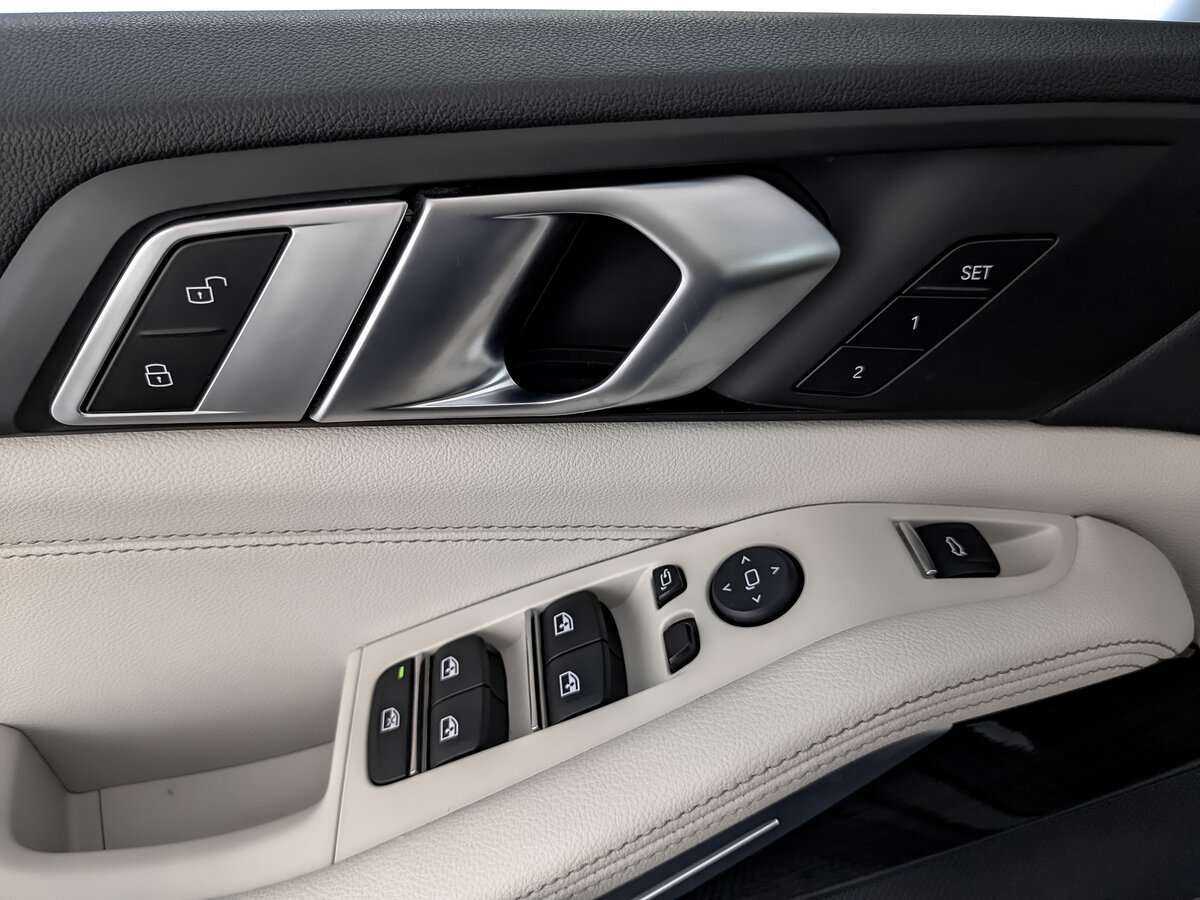Купить BMW X5 с пробегом. Фото: #24
