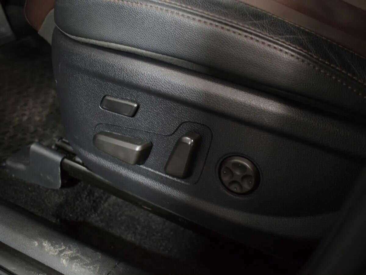 Купить Hyundai Santa Fe с пробегом. Фото: #26