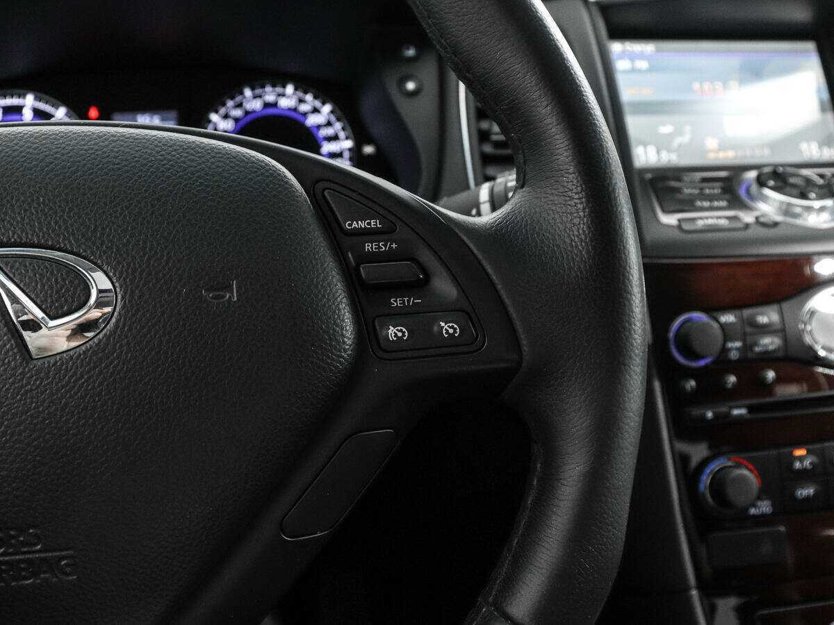 Купить Infiniti QX50 с пробегом. Фото: #15