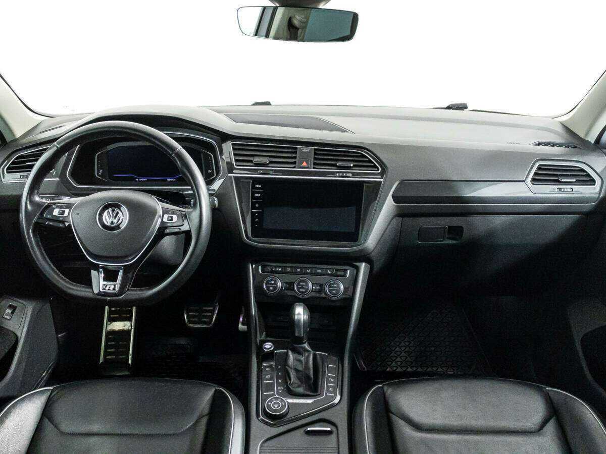 Купить Volkswagen Tiguan с пробегом. Фото: #13