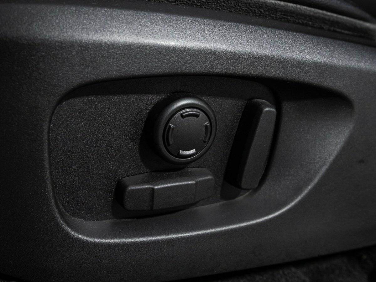 Купить Land Rover Discovery Sport с пробегом. Фото: #16