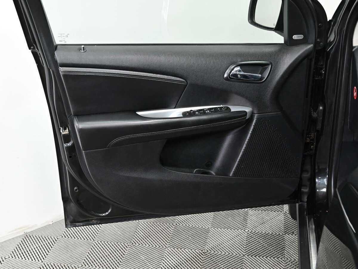 Купить Dodge Journey с пробегом. Фото: #10