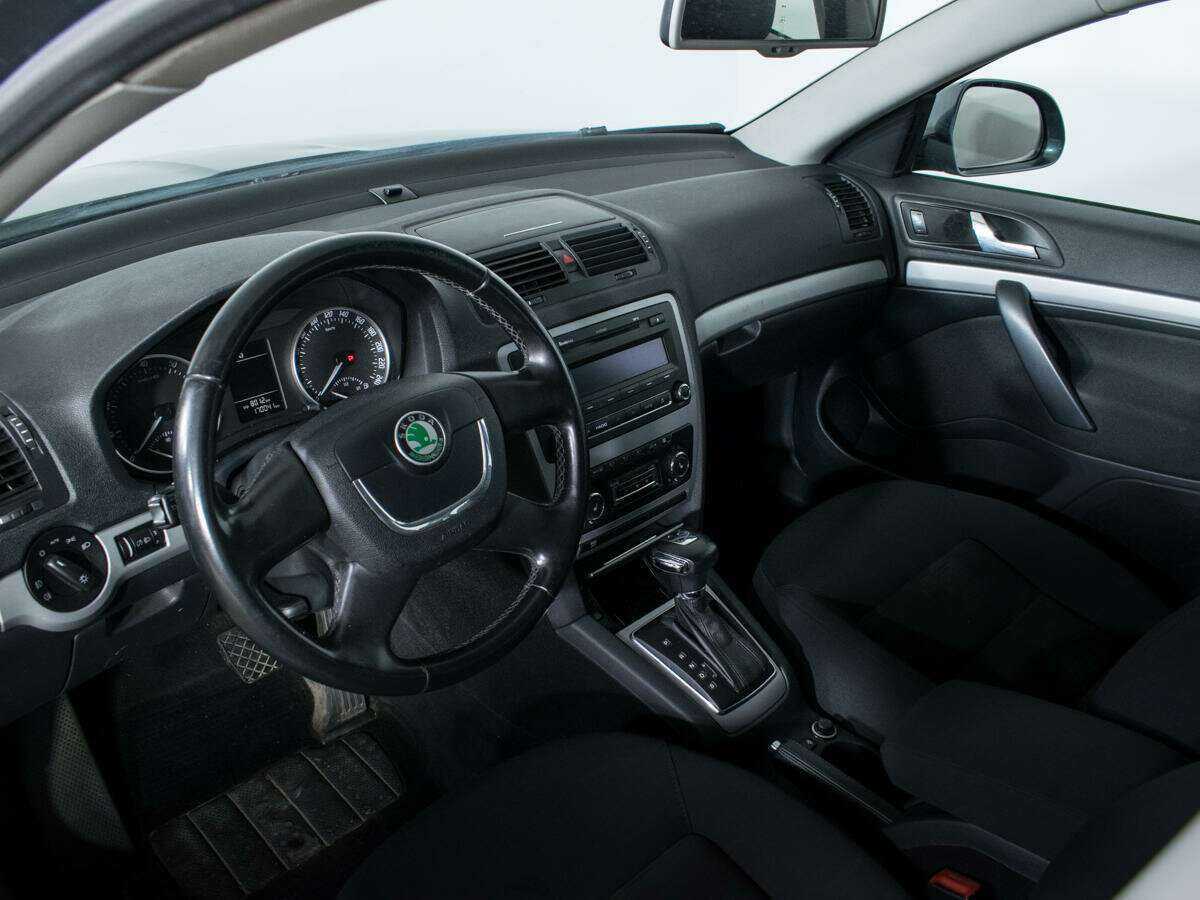 Купить Skoda Octavia с пробегом. Фото: #12