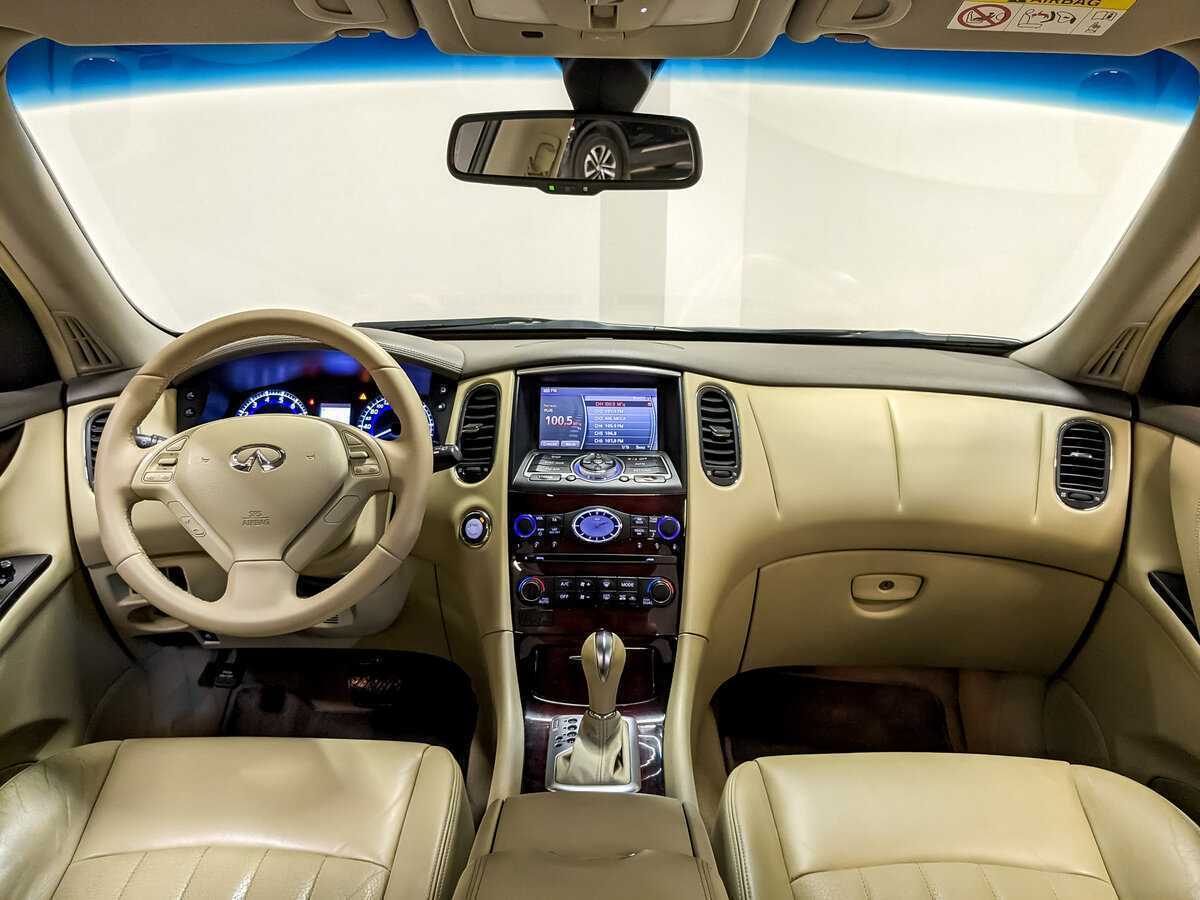 Купить Infiniti QX50 с пробегом. Фото: #13