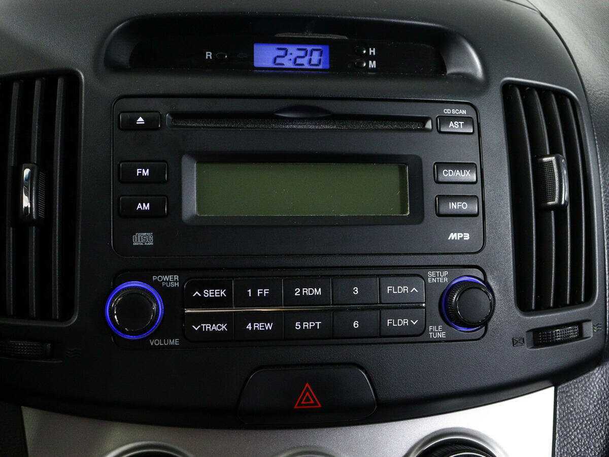 Купить Hyundai Elantra с пробегом. Фото: #15