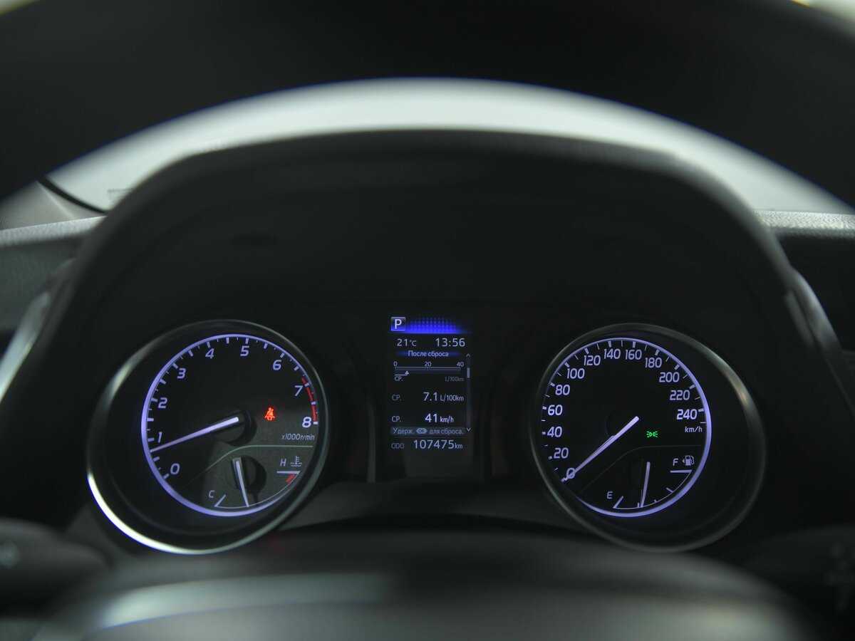 Купить Toyota Camry с пробегом. Фото: #6