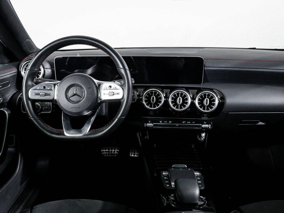 Купить Mercedes-Benz CLA с пробегом. Фото: #11