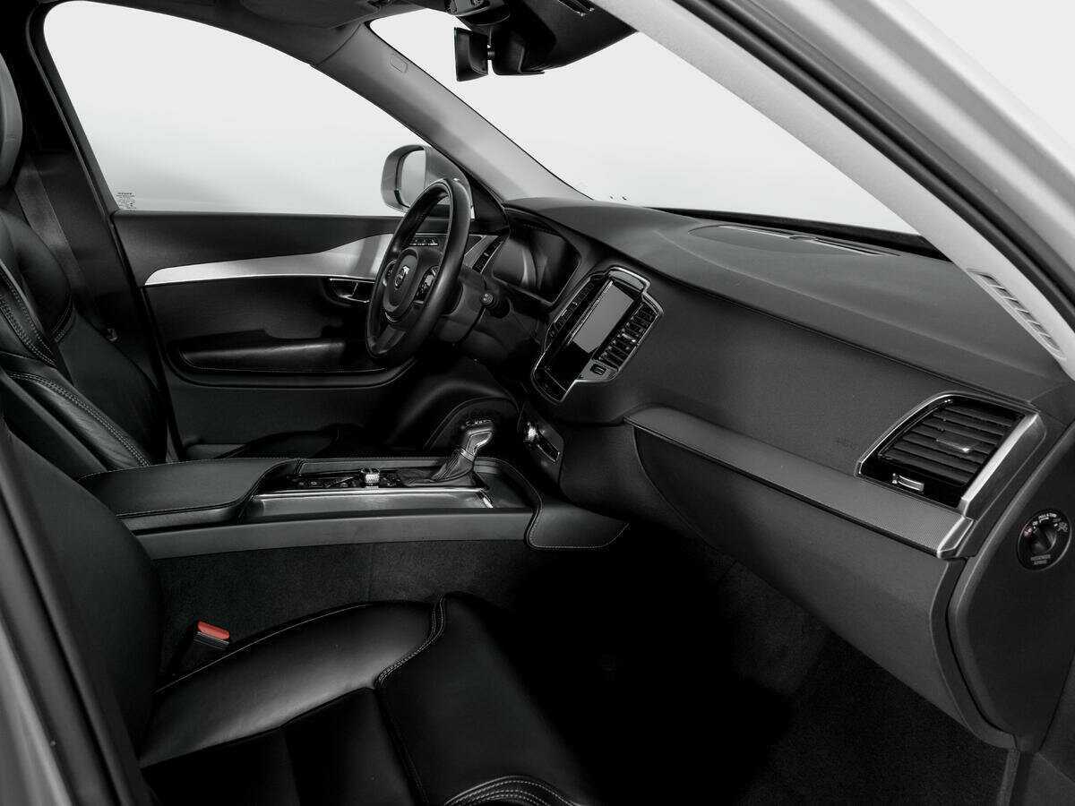 Купить Volvo XC90 с пробегом. Фото: #8