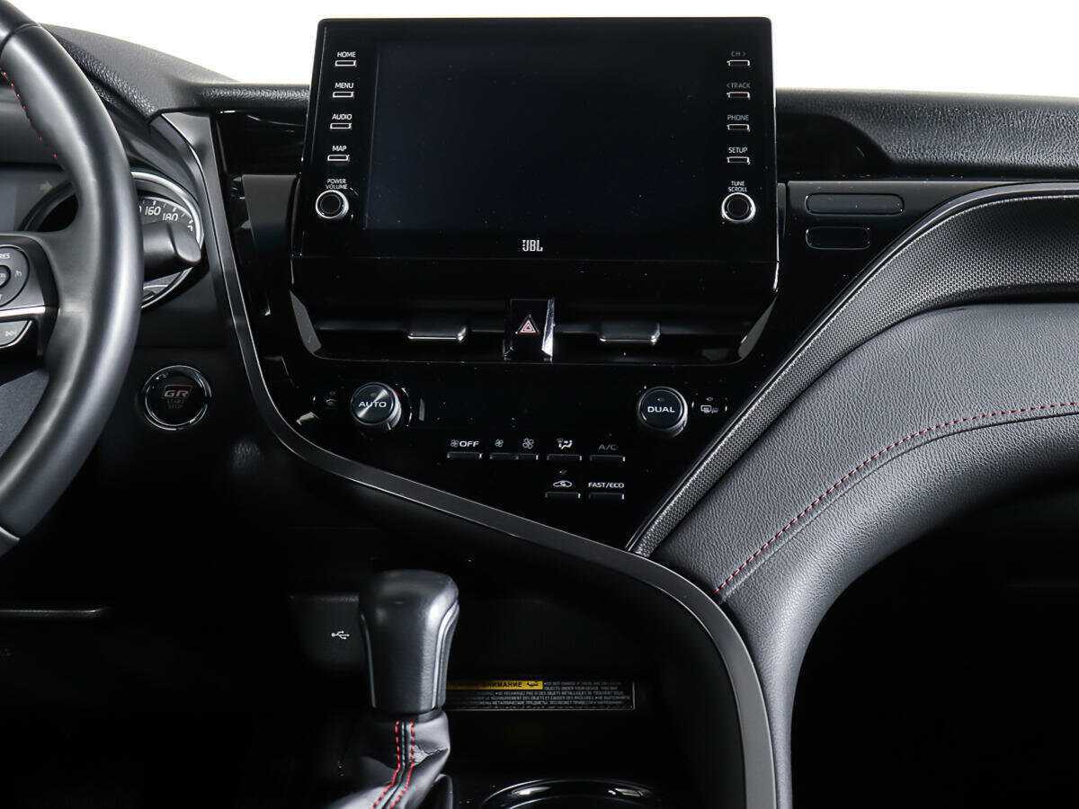 Купить Toyota Camry с пробегом. Фото: #10