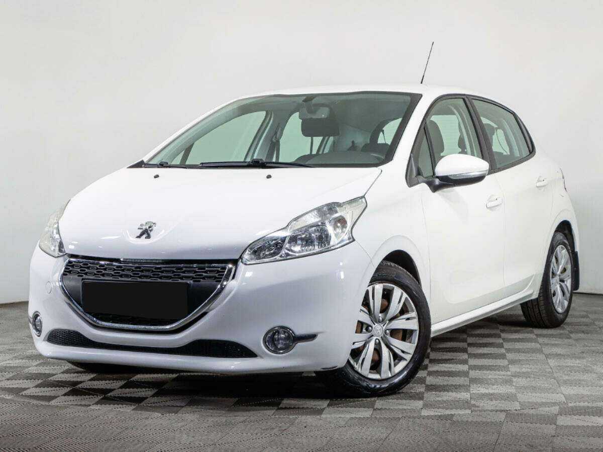 Купить Peugeot 208 с пробегом. Посмотреть фото