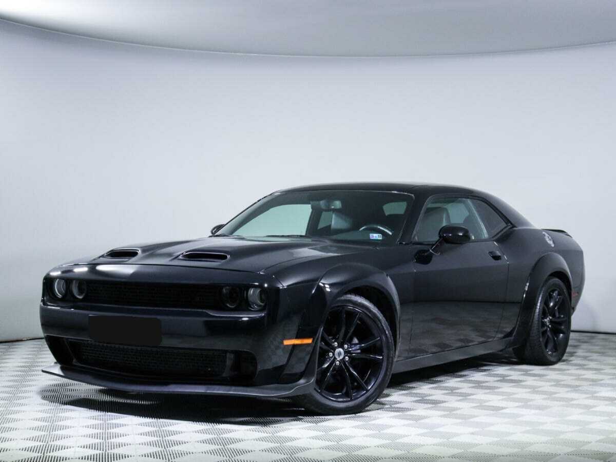 Купить Dodge Challenger с пробегом. Посмотреть фото