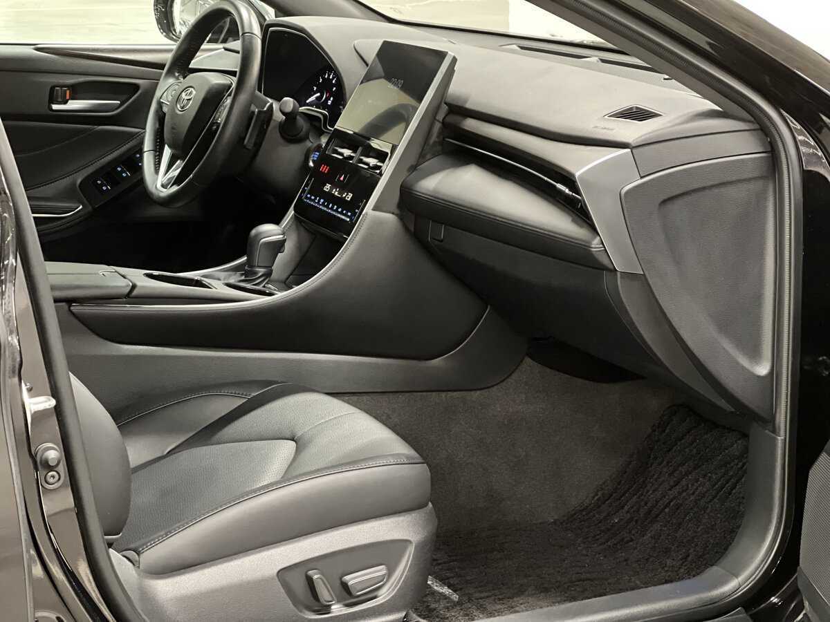 Купить Toyota Avalon с пробегом. Фото: #10