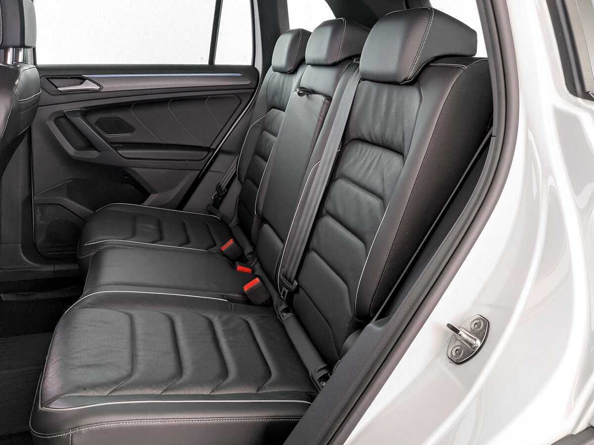 Купить Volkswagen Tiguan с пробегом. Фото: #11