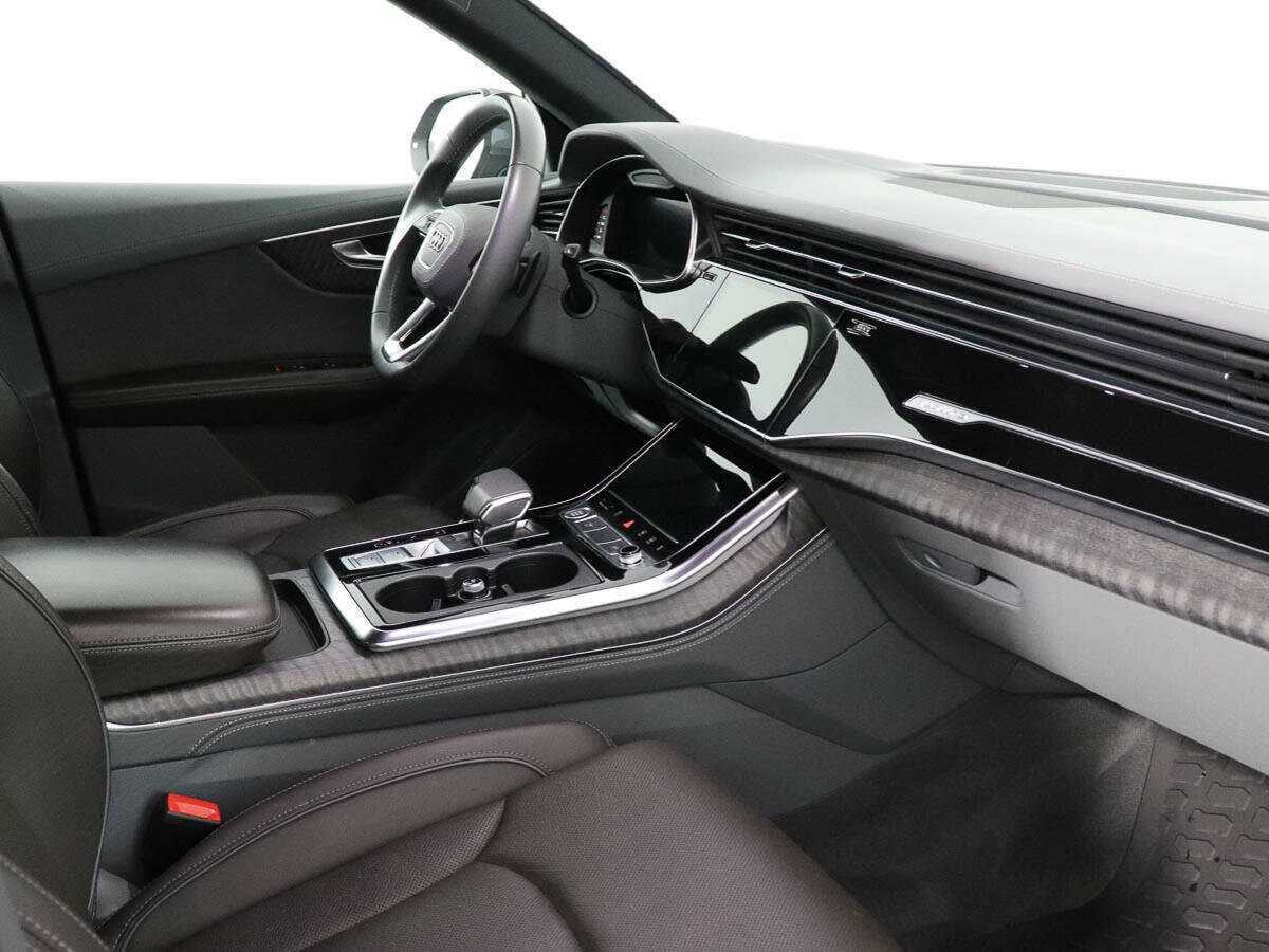 Купить Audi Q8 с пробегом. Фото: #8