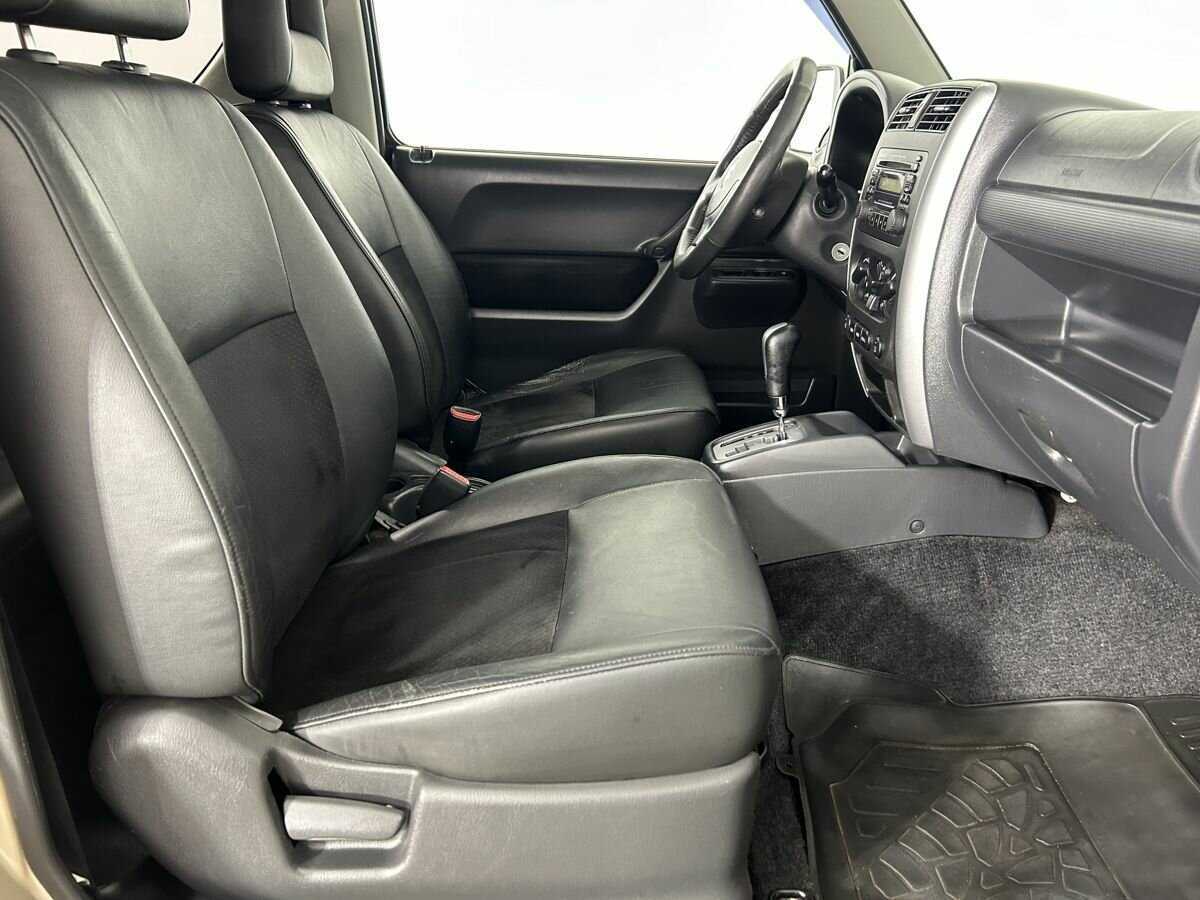 Купить Suzuki Jimny с пробегом. Фото: #13