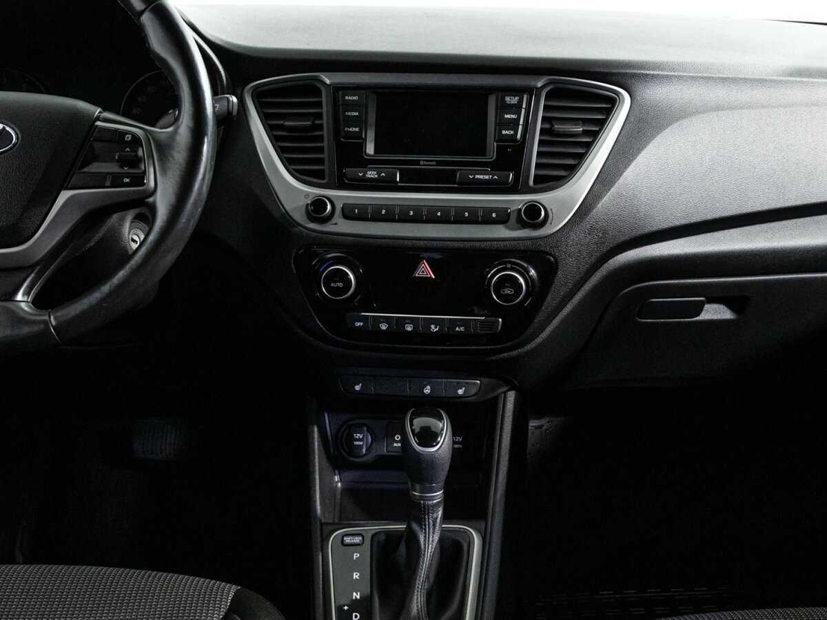 Купить Hyundai Solaris с пробегом. Фото: #13