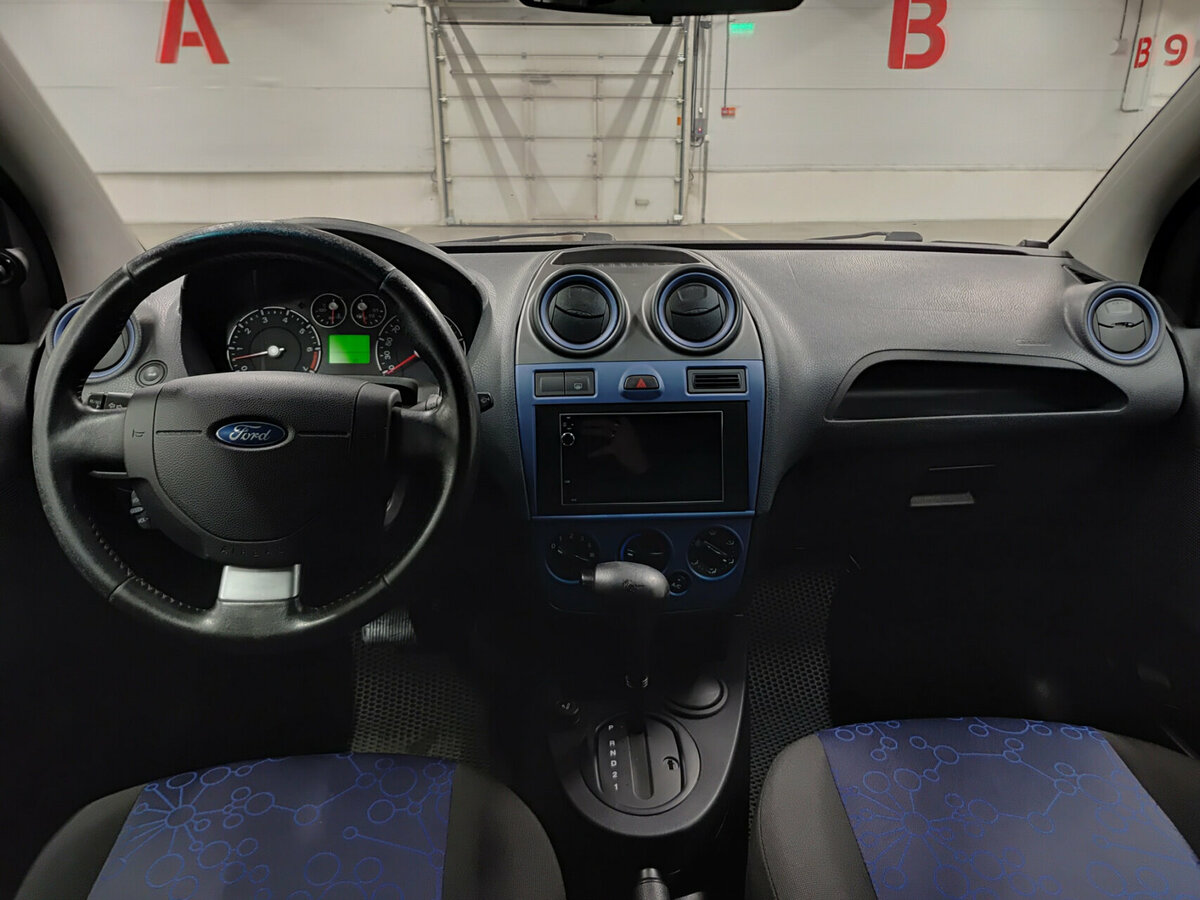 Купить Ford Fiesta с пробегом. Фото: #13