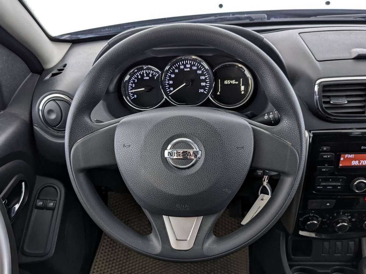 Купить Nissan Terrano с пробегом. Фото: #16