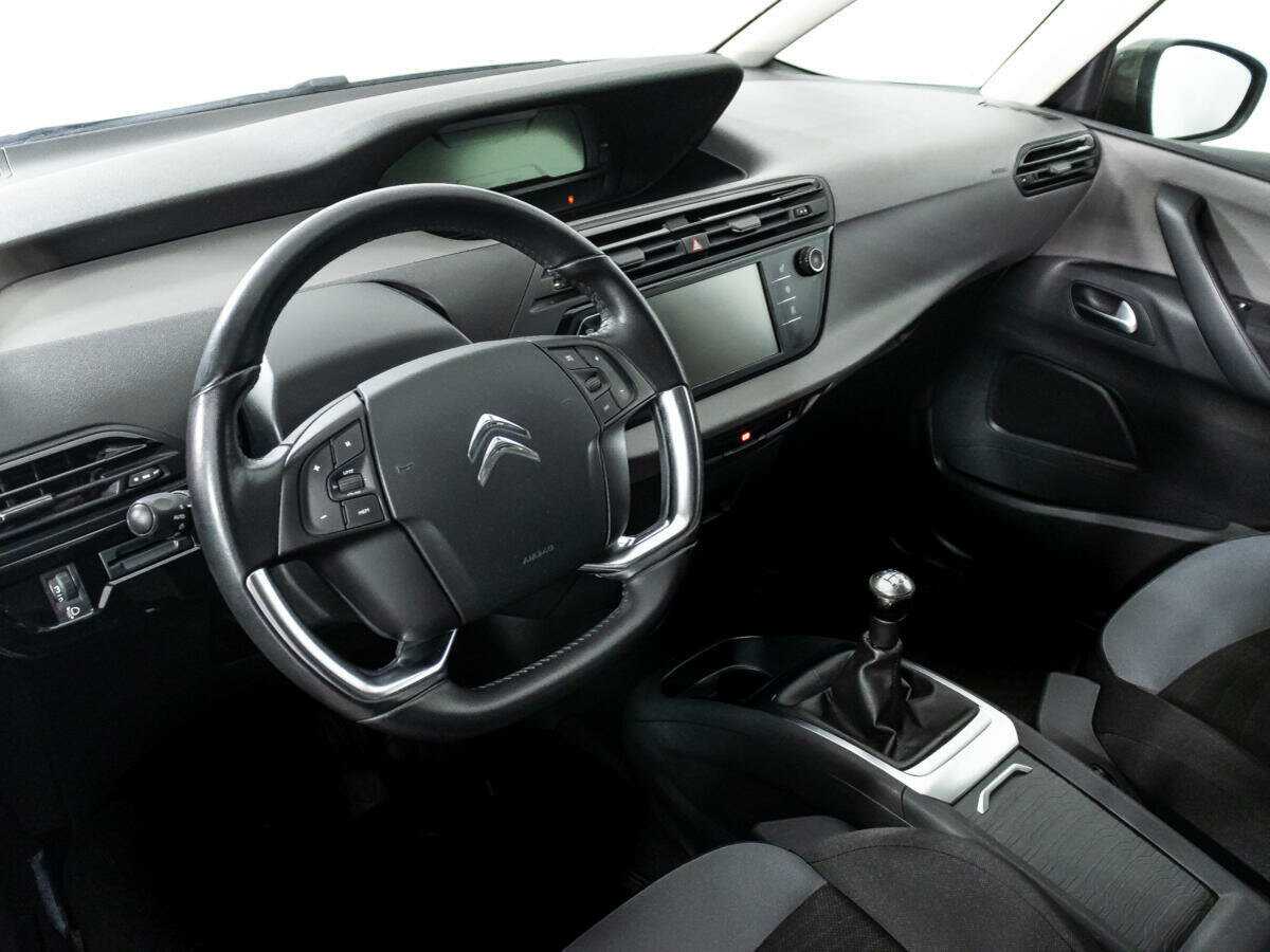 Купить Citroen C4 Picasso с пробегом. Фото: #9