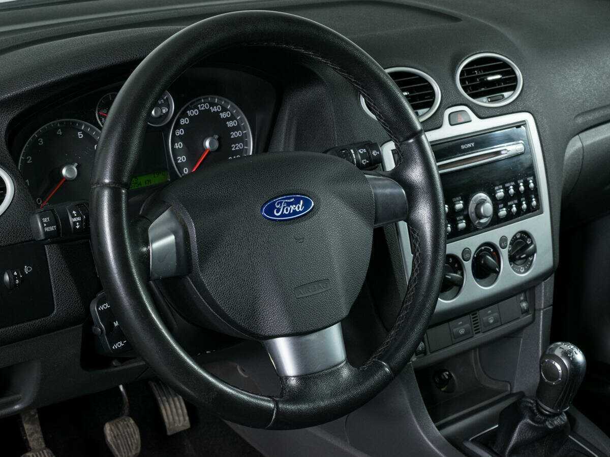 Купить Ford Focus с пробегом. Фото: #13