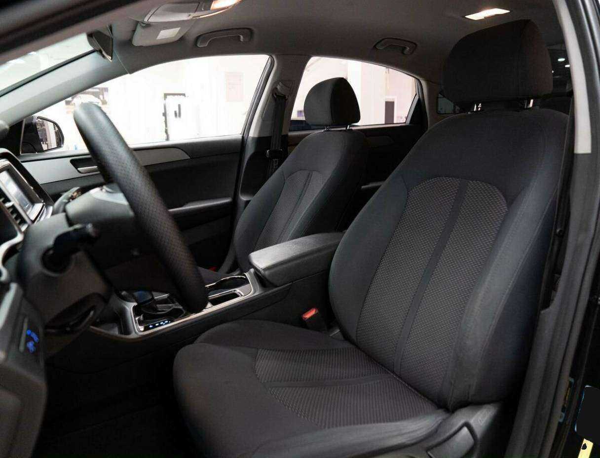 Купить Hyundai Sonata с пробегом. Фото: #5