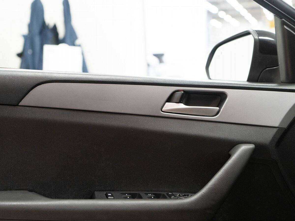 Купить Hyundai Sonata с пробегом. Фото: #14