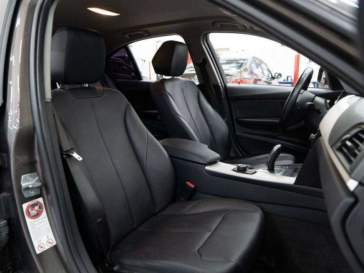 Купить BMW 3 серии с пробегом. Фото: #8