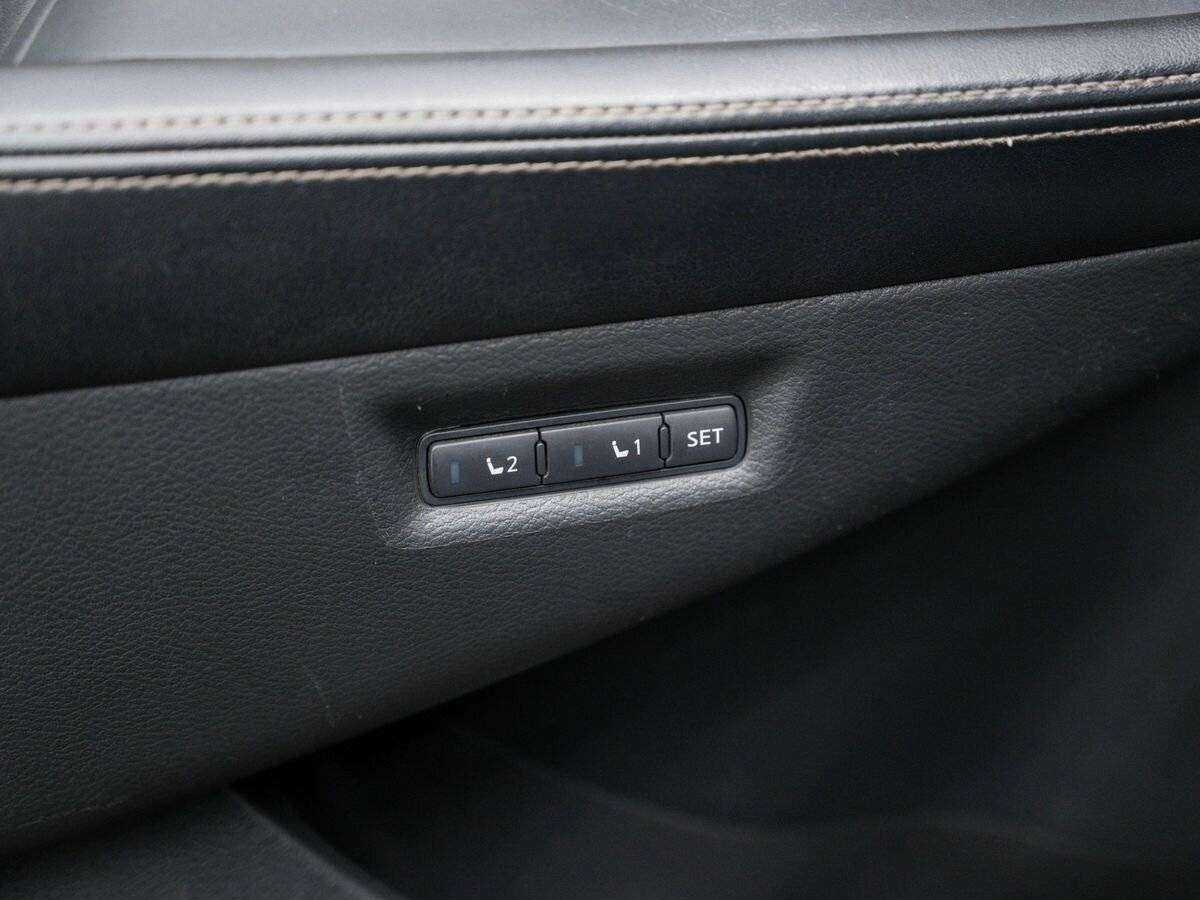 Купить Nissan Murano с пробегом. Фото: #21