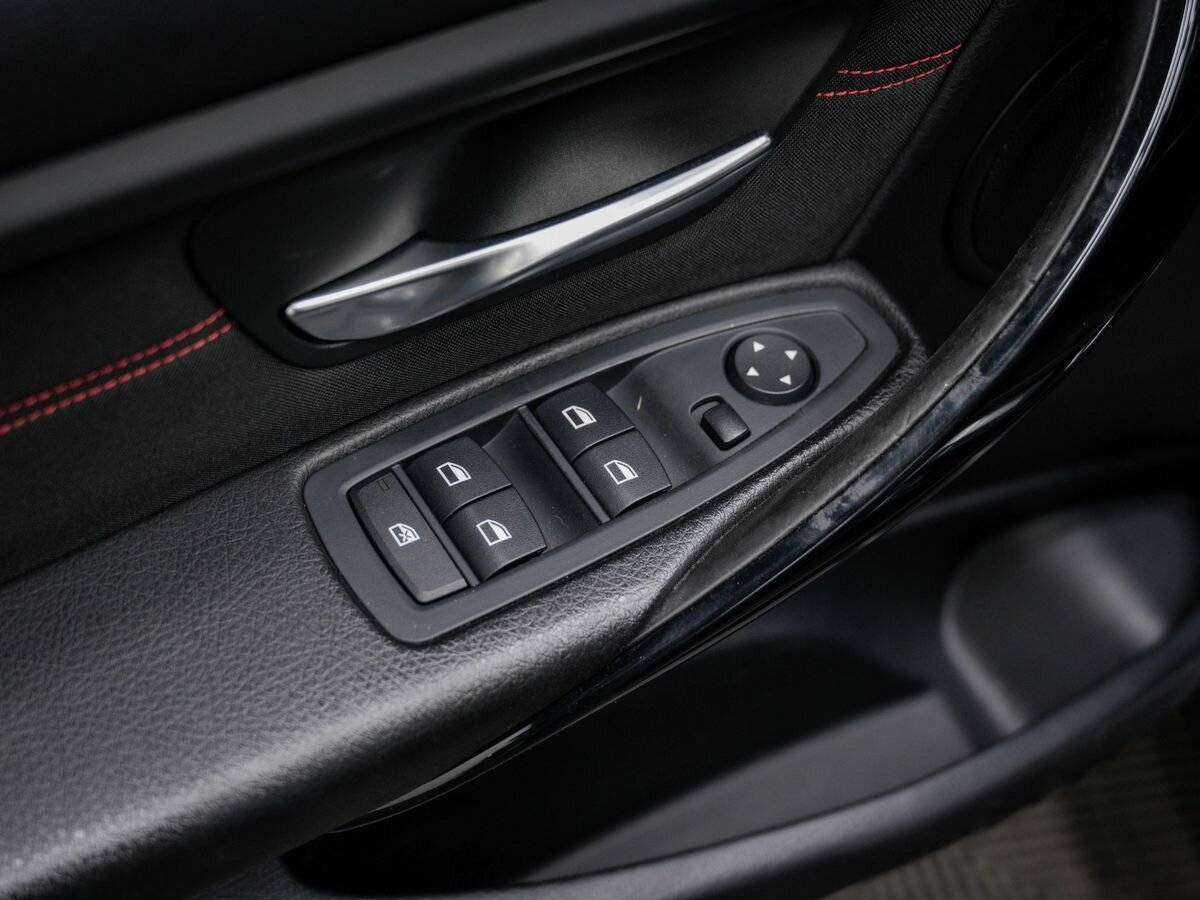 Купить BMW 3 серии с пробегом. Фото: #15