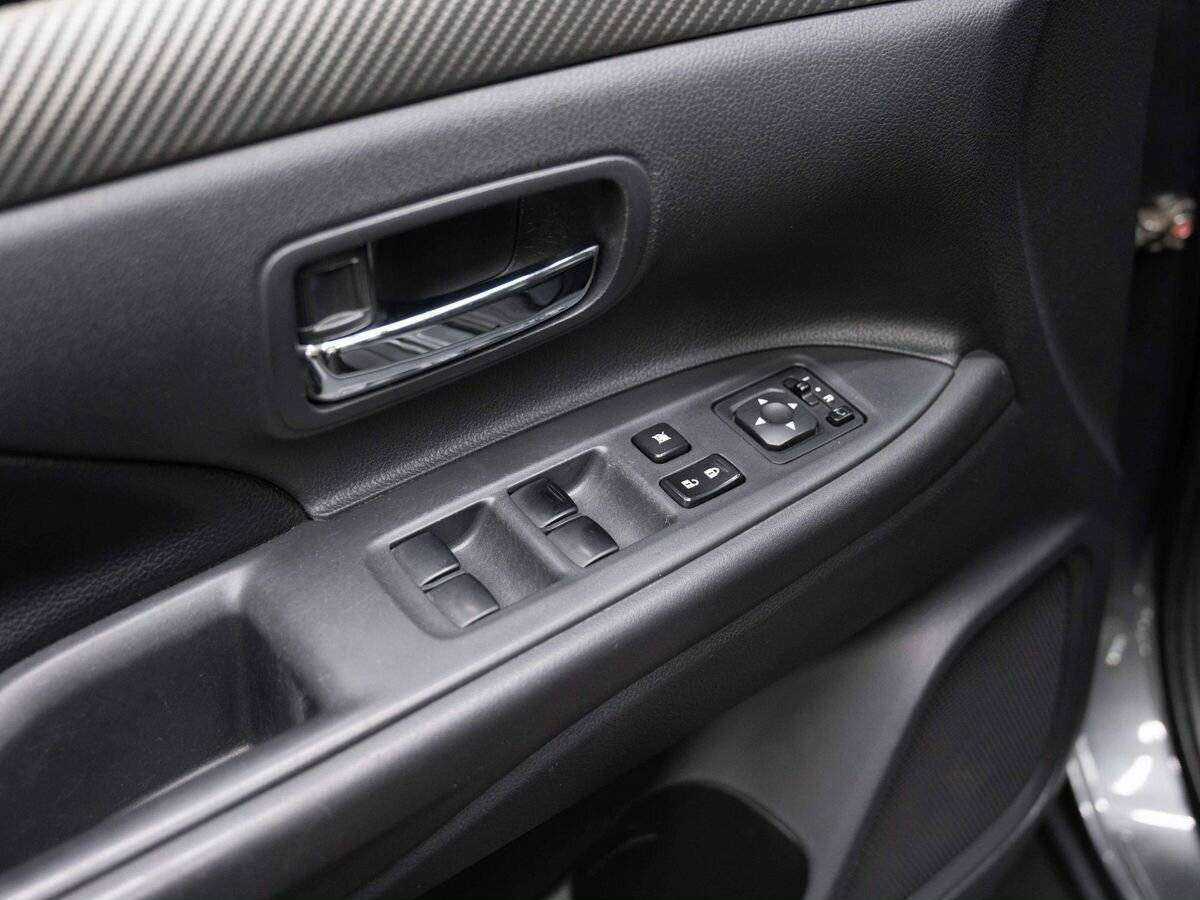 Продажа Б/У Митсубиши Оутлэндер. Фото: #18