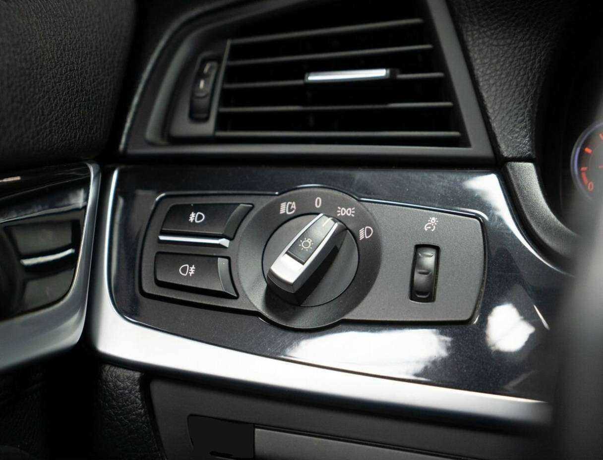 Купить BMW 5 серии с пробегом. Фото: #17