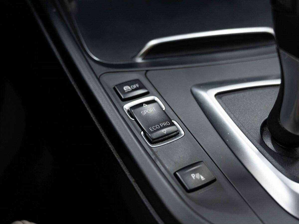 Купить BMW 3 серии с пробегом. Фото: #23