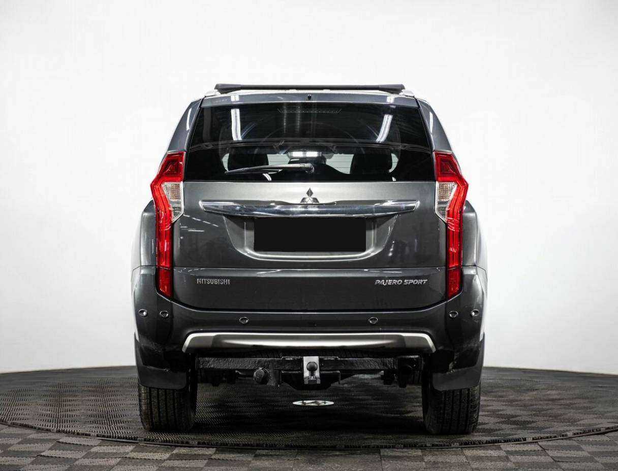 Купить Mitsubishi Pajero Sport с пробегом. Фото: #4
