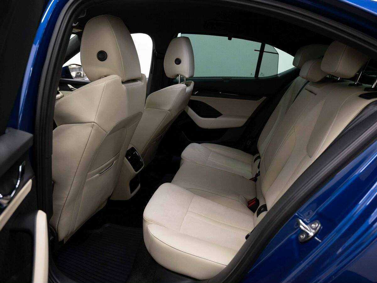 Купить Skoda Octavia с пробегом. Фото: #10