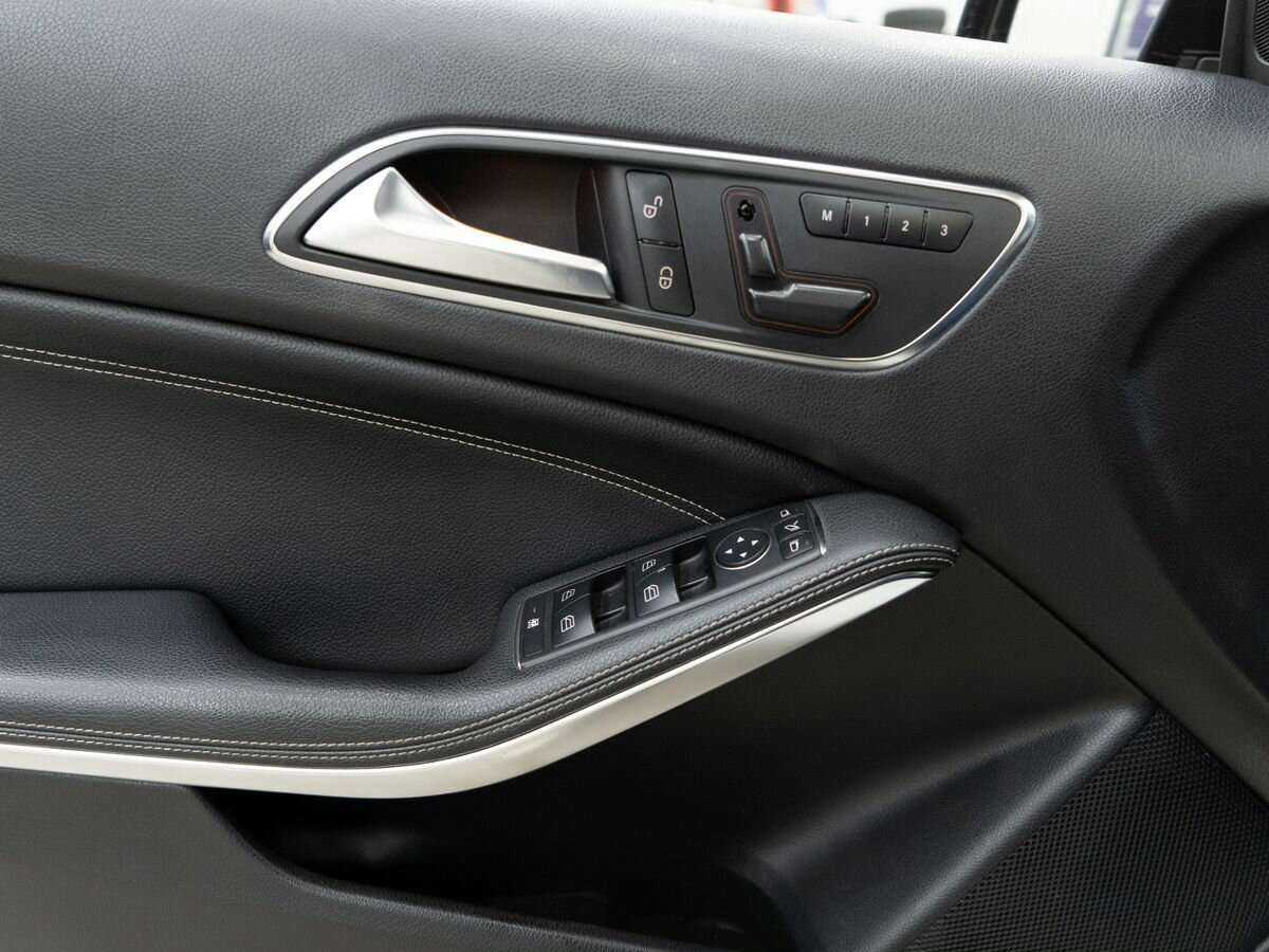 Купить Mercedes-Benz A-Класс с пробегом. Фото: #13