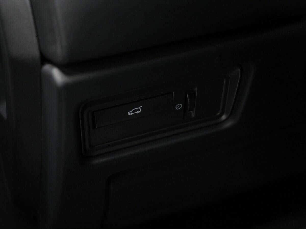 Купить Land Rover Range Rover Evoque с пробегом. Фото: #21